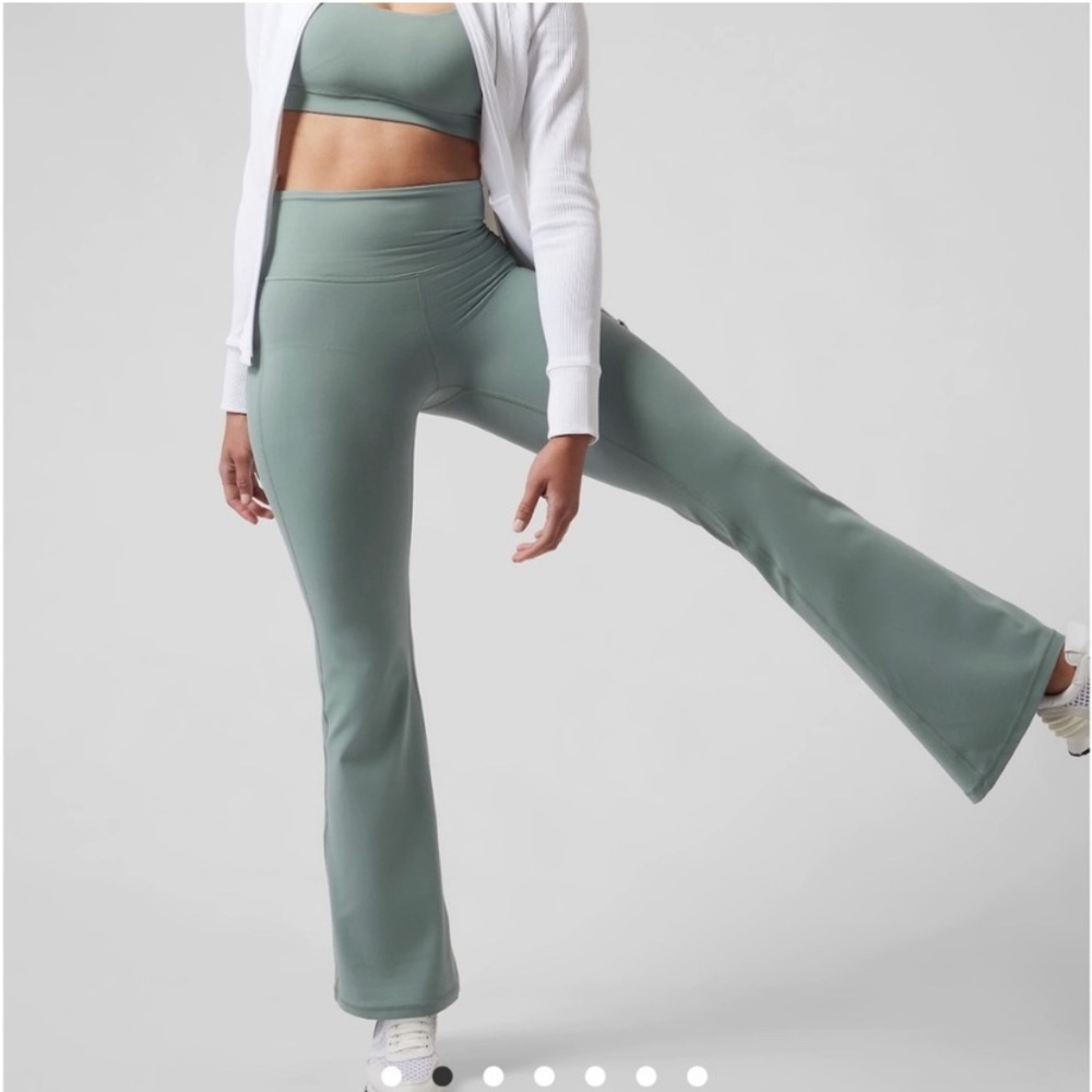 NWT Athleta Elation Flare Pant size L